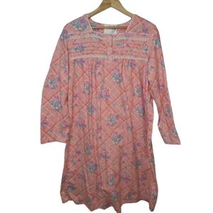 Silvert's Open Back Adaptive Flannel Hospital Gown with Snaps Size Medium